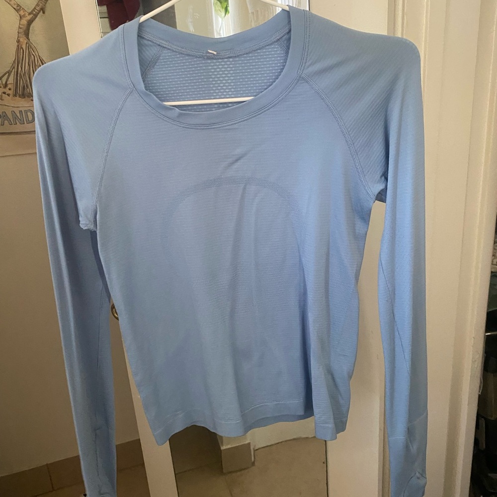 Lululemon Swiftly Tech Long Sleeve Top